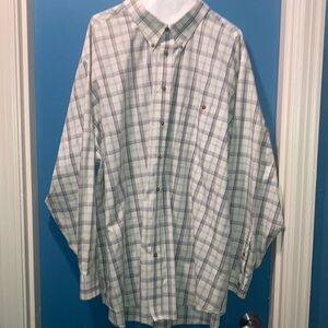 Men’s plaid, long sleeve dress shirt